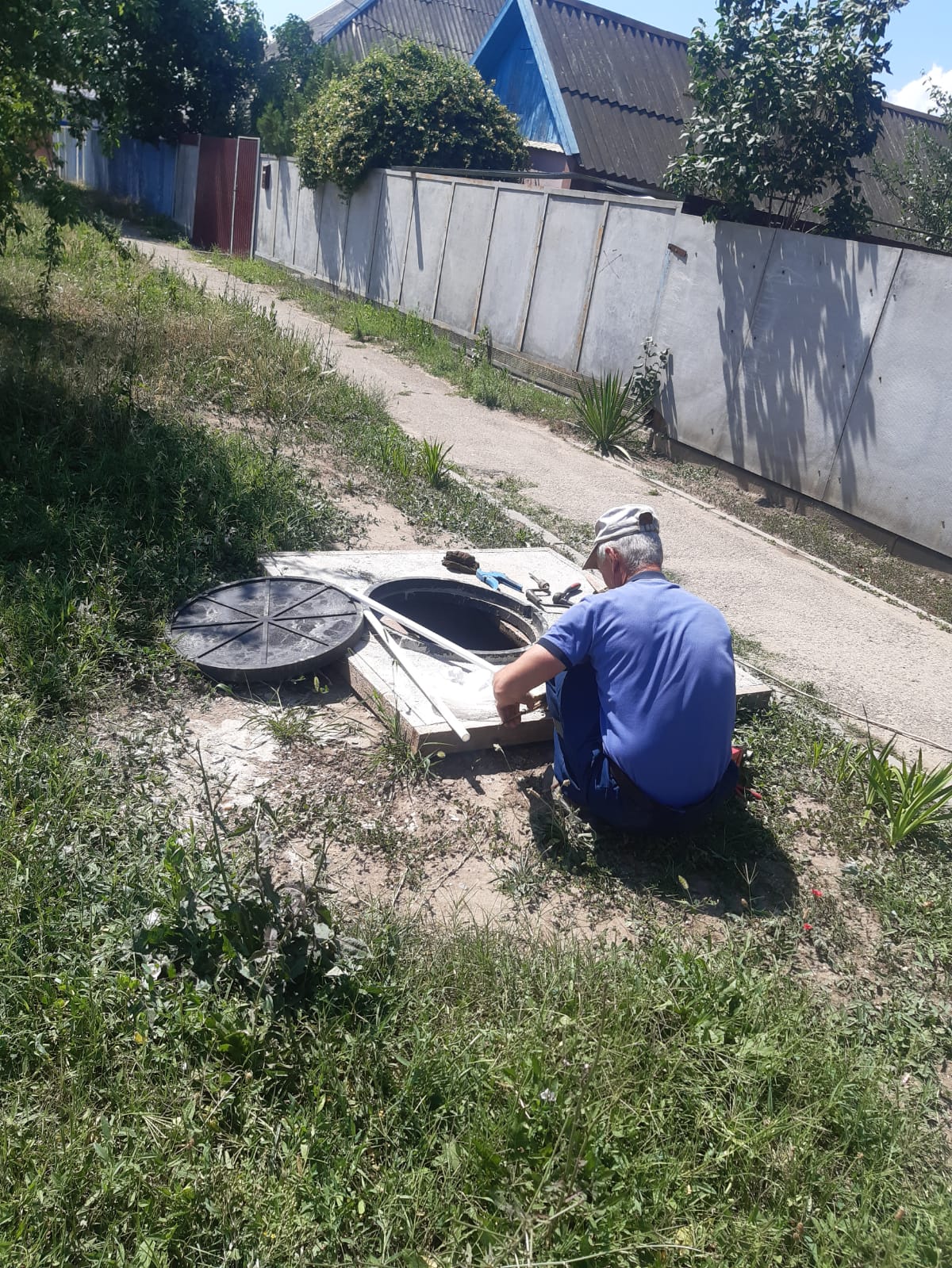 Предприятие МП «Водоканал» МО Гулькевичский район проводит работы по пере  подключению абонентов.